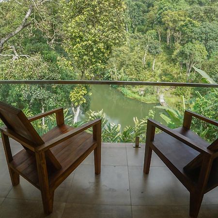Spice Forest Plantation Homestay, Thekkady Vandiperiyār Kültér fotó