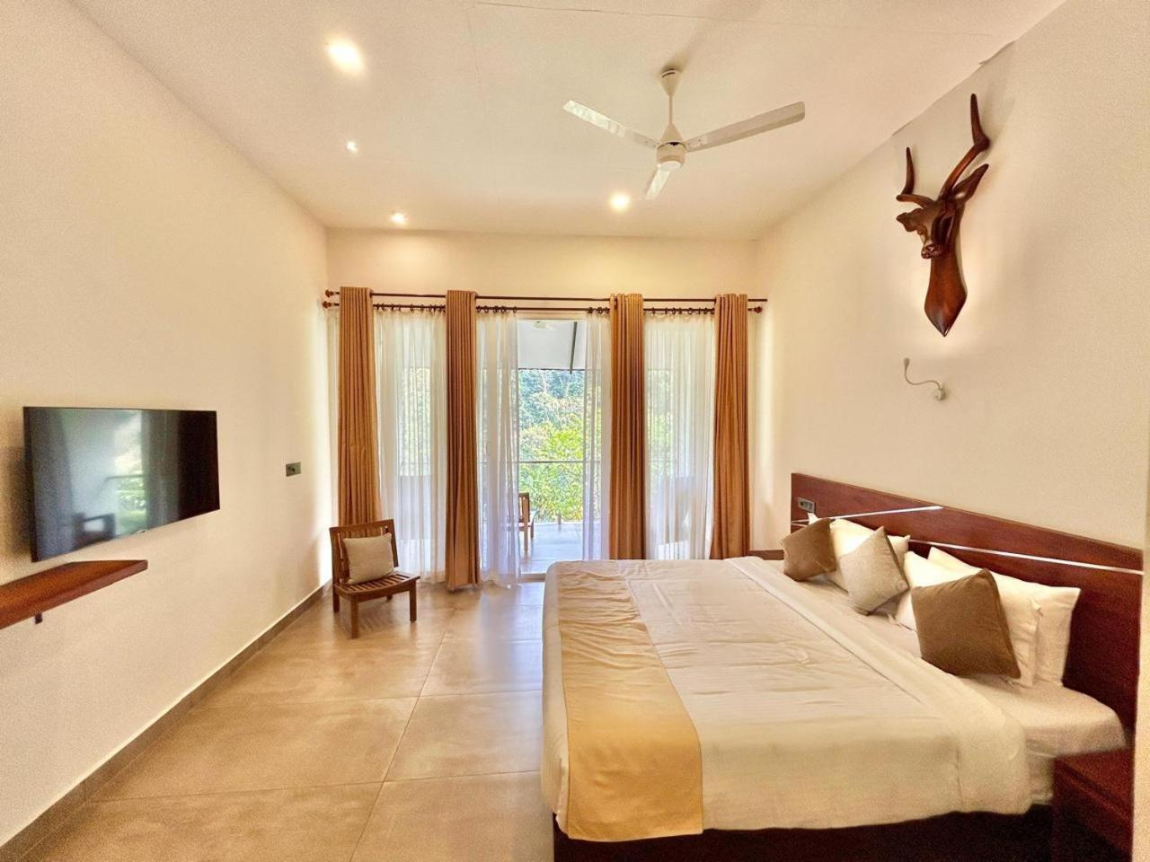 Spice Forest Plantation Homestay, Thekkady Vandiperiyār Kültér fotó